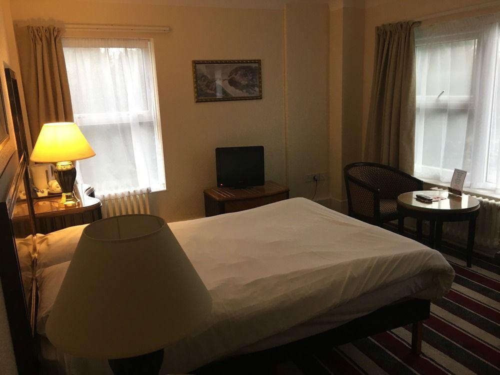 Britannia Bournemouth Hotel מראה חיצוני תמונה