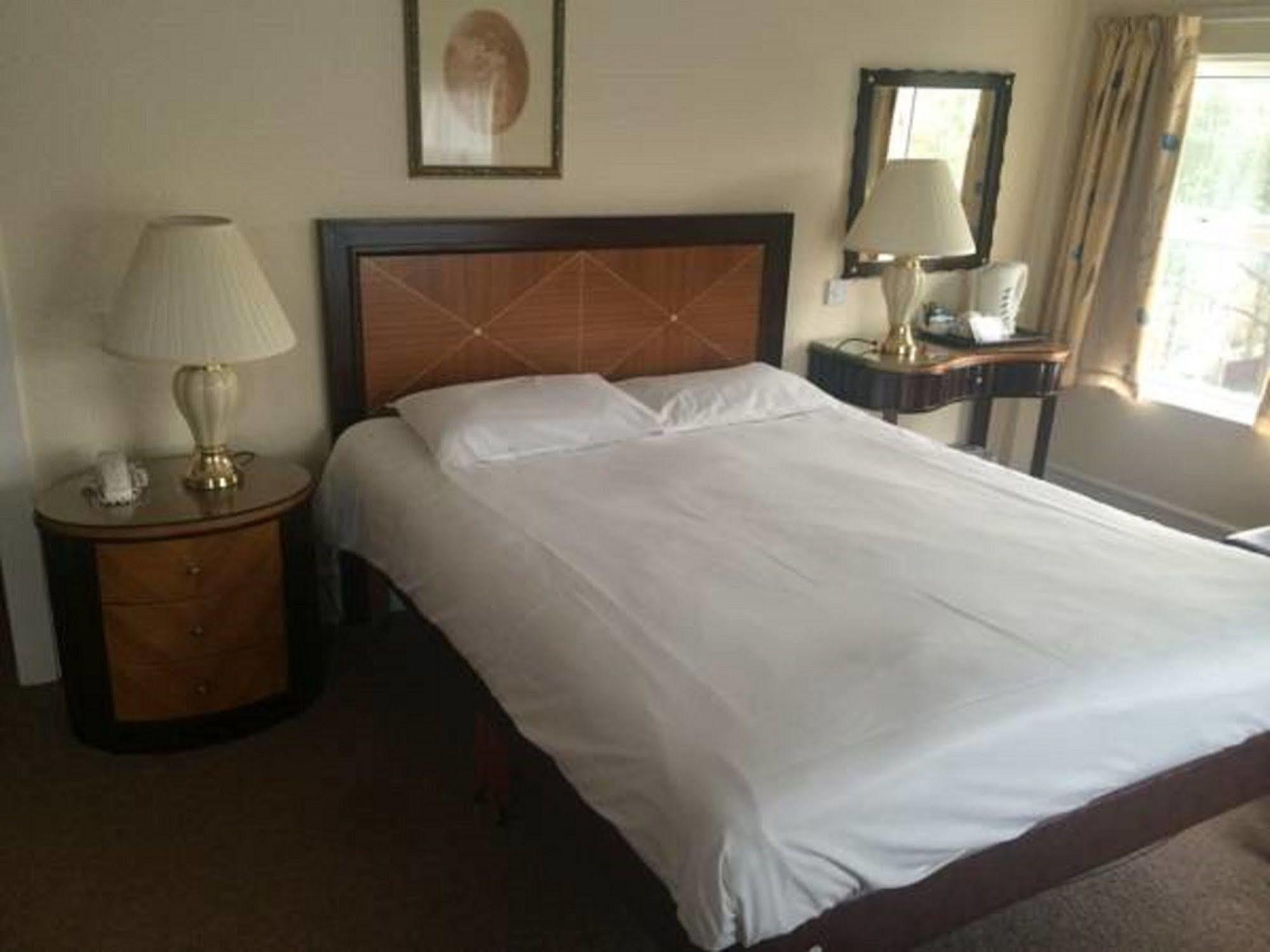 Britannia Bournemouth Hotel מראה חיצוני תמונה