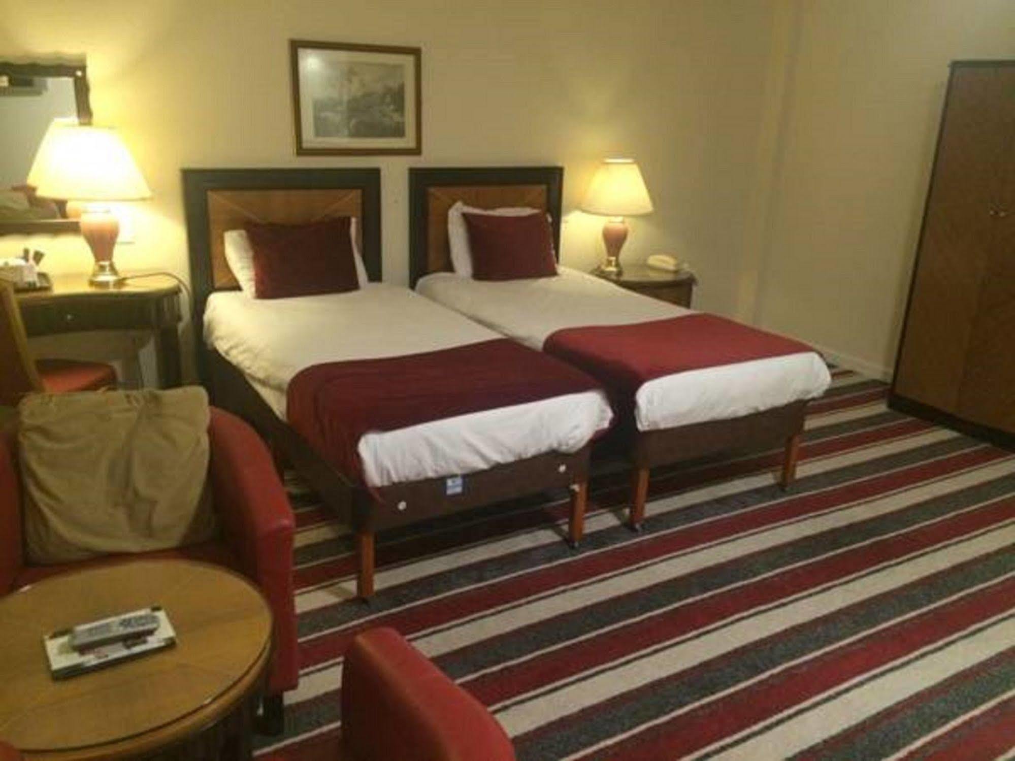 Britannia Bournemouth Hotel מראה חיצוני תמונה